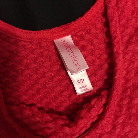 Bundle of 3 crop tops - Picture 2 of 6